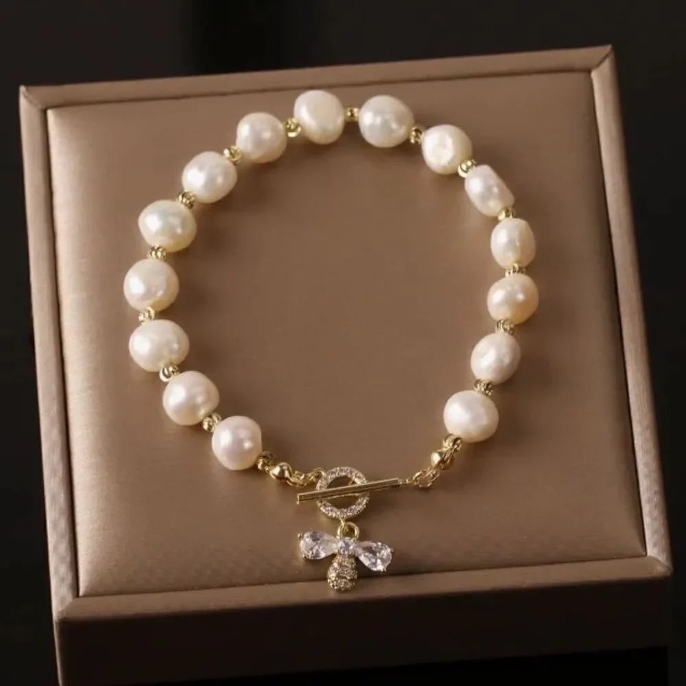 Pearl bracelet M1099